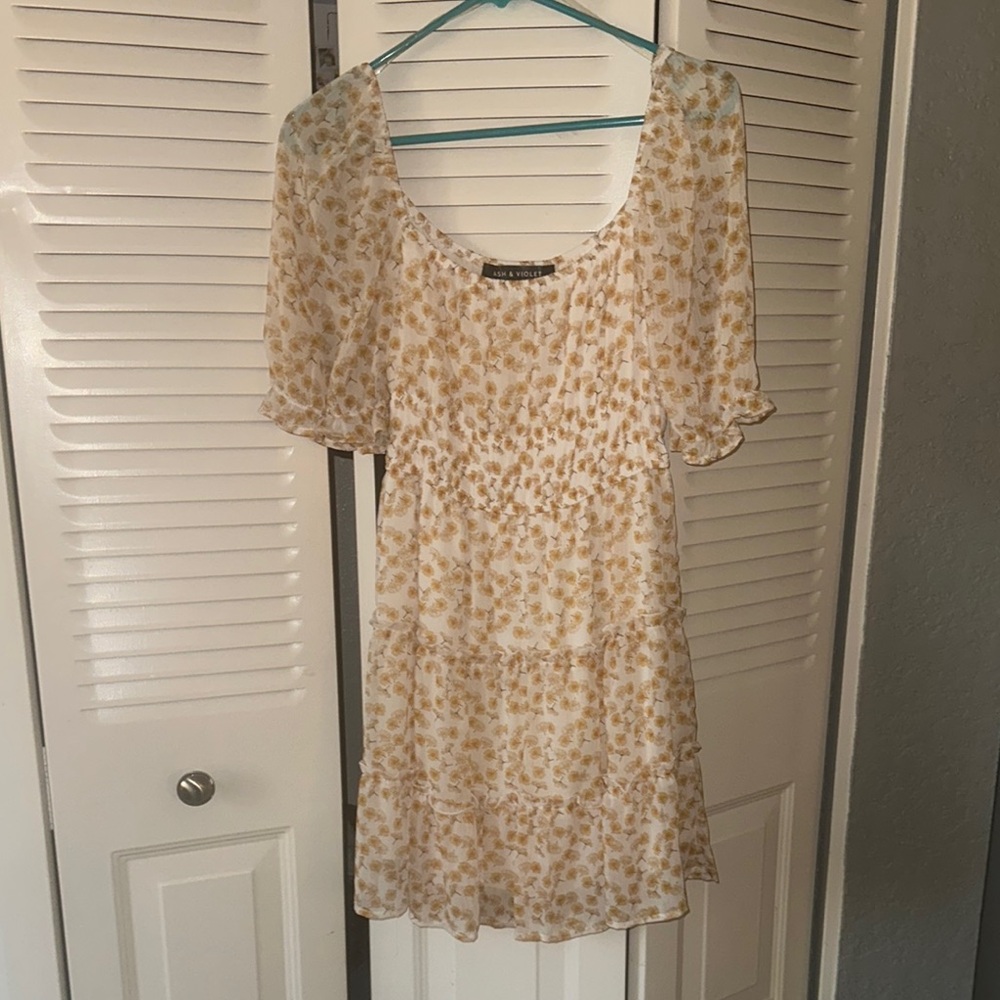 Floral Print Dress with Puff Sleeves